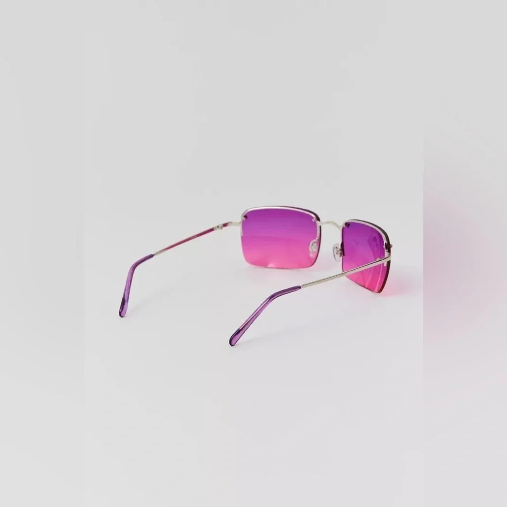 NWT Urban Renewal Vintage Hello 2000s Sunglasses